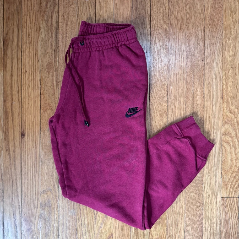 Nike Fleece Jogger Pants